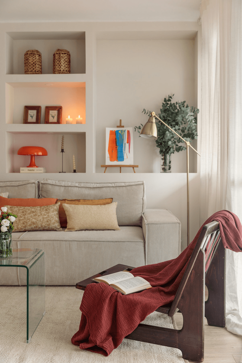 Diagonal - Interior View 8